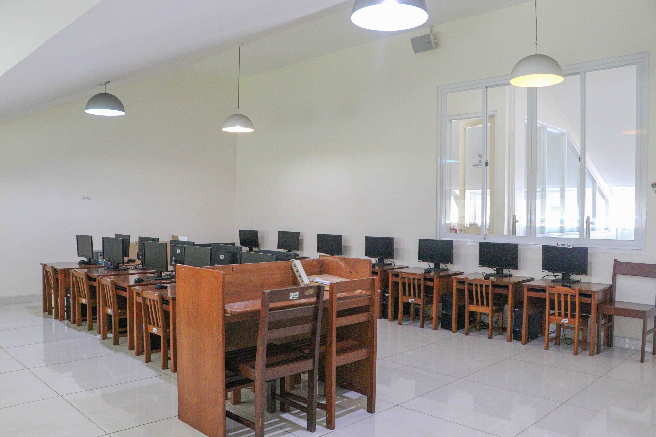r.komputer-1