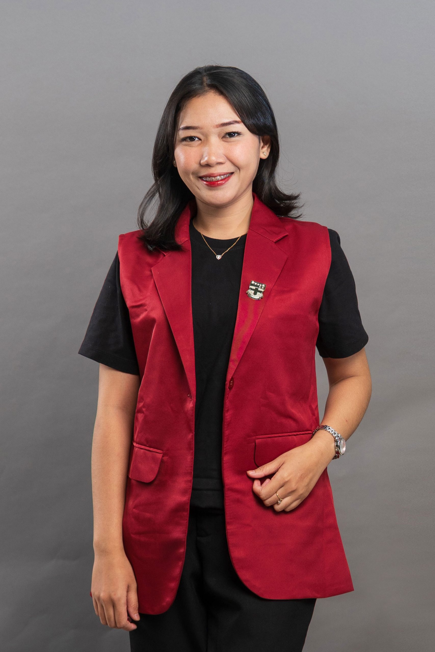 Kayetana Louise, S.Pd.